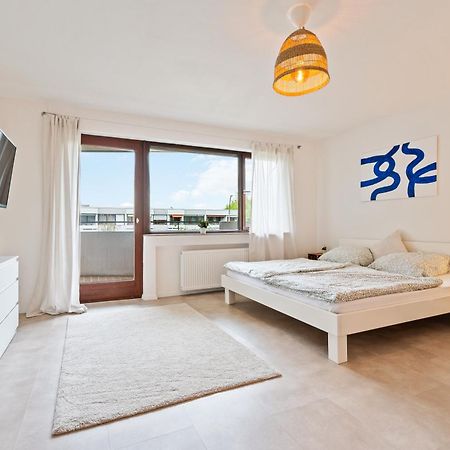 Idyl Kostenloser Privat-Parkplatz Wifi Smarttv Balkon Ludwigsburg Ngoại thất bức ảnh